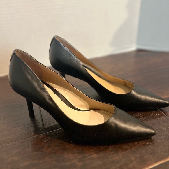 Black Ralph Lauren Women's Pumps - Picture 2 of 7